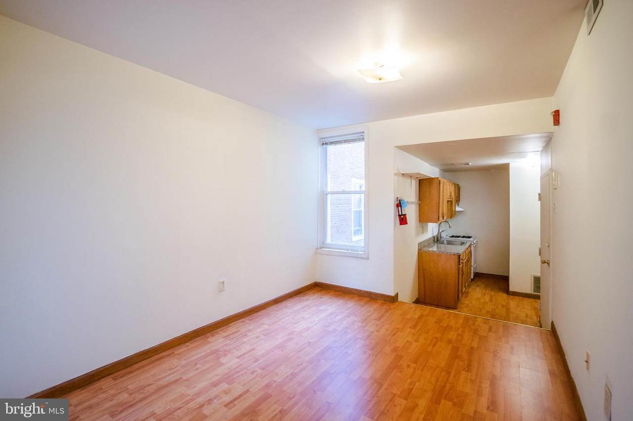 503 40TH Street - Photo 1