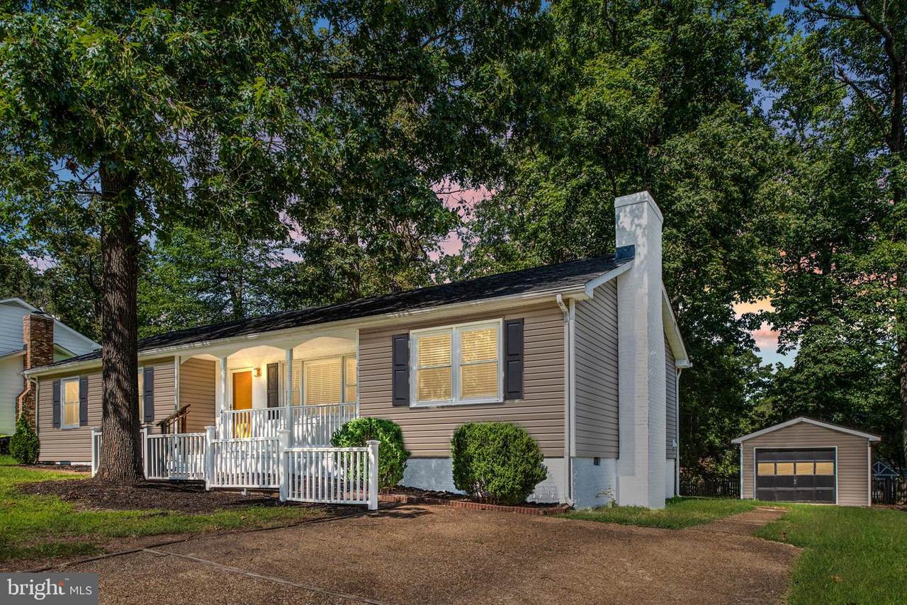 411 Mahogany Lane - Photo 1