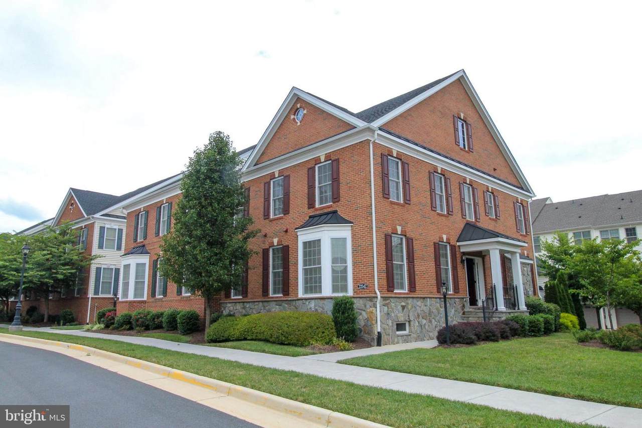 22542 Willington Square - Photo 1