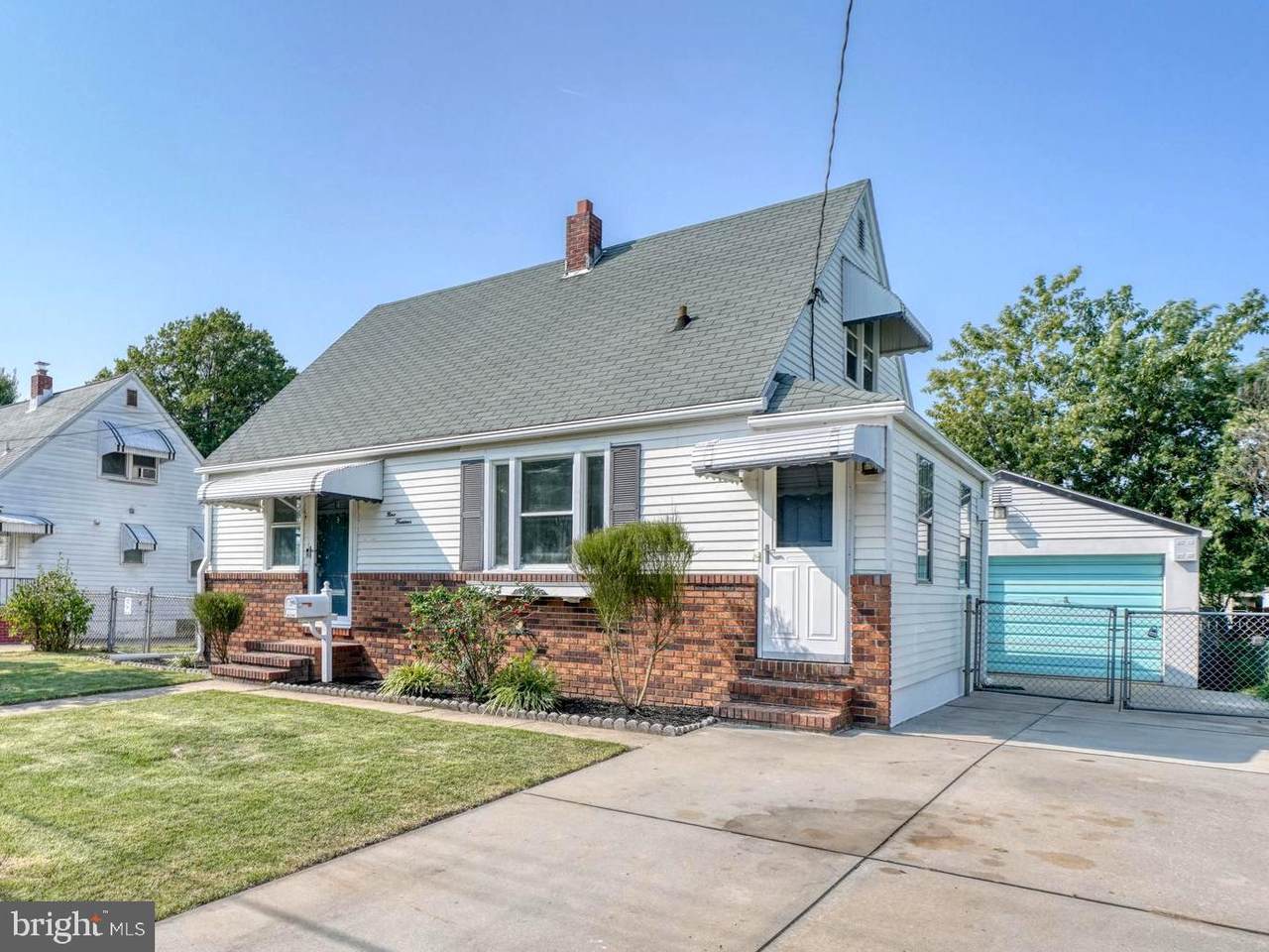 914 Lance Avenue - Photo 1