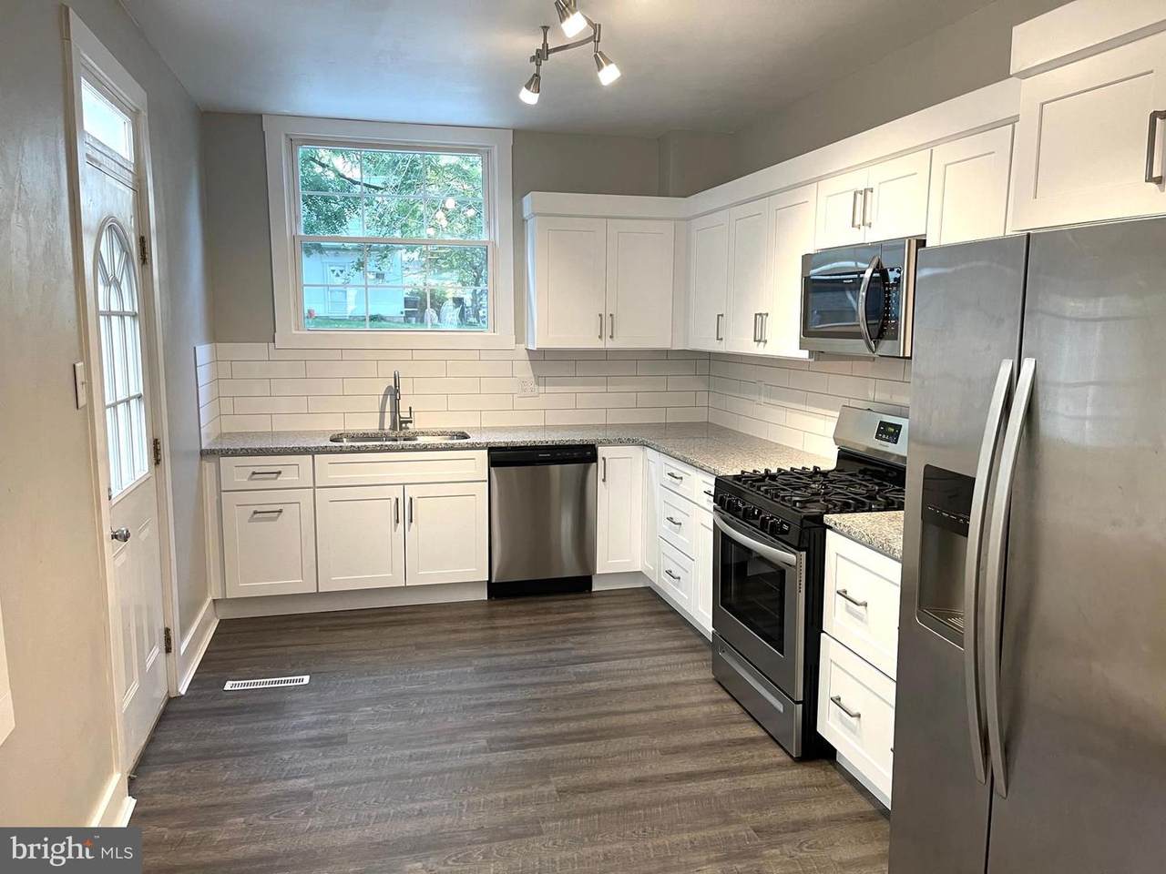 612 Madison Street - Photo 1