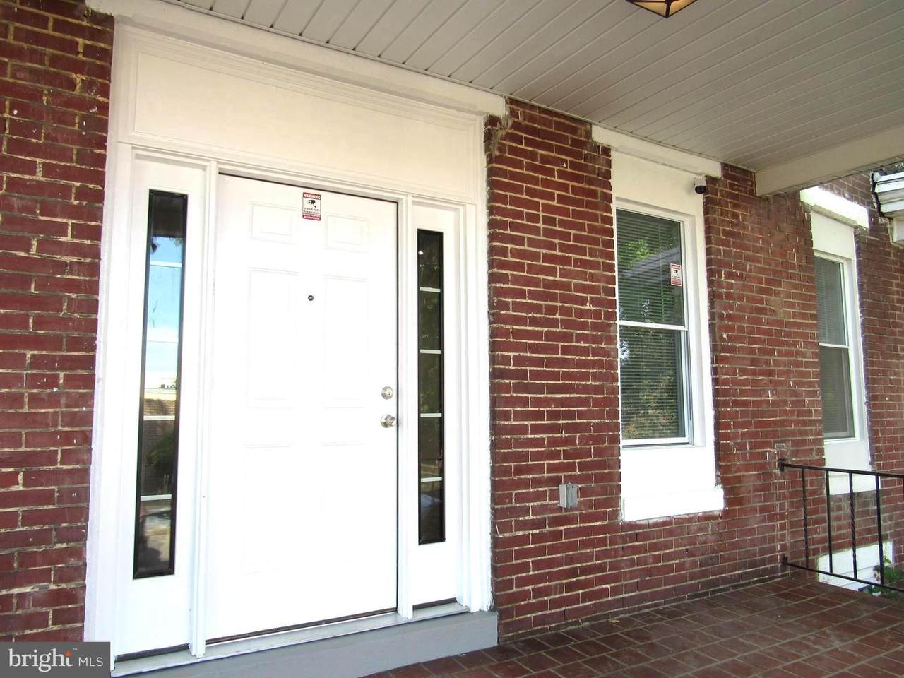1604 Pulaski Street - Photo 1