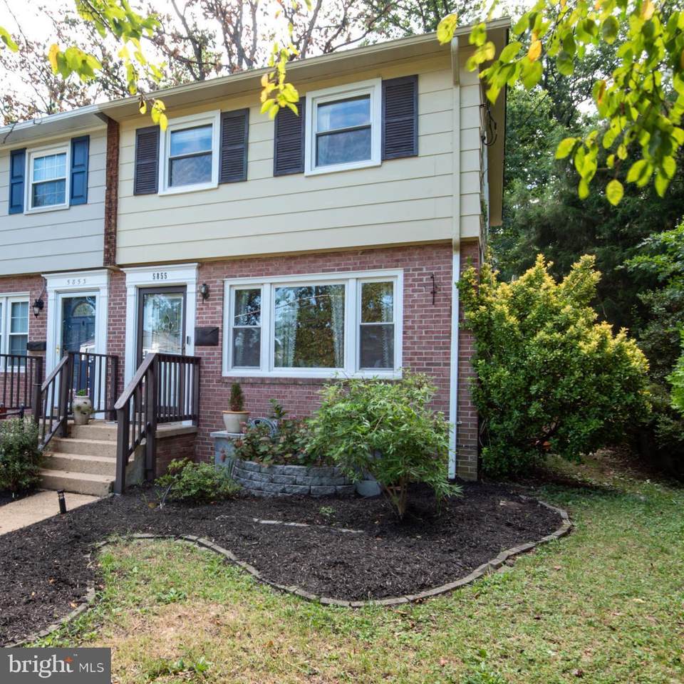 5855 Blaine Drive - Photo 1