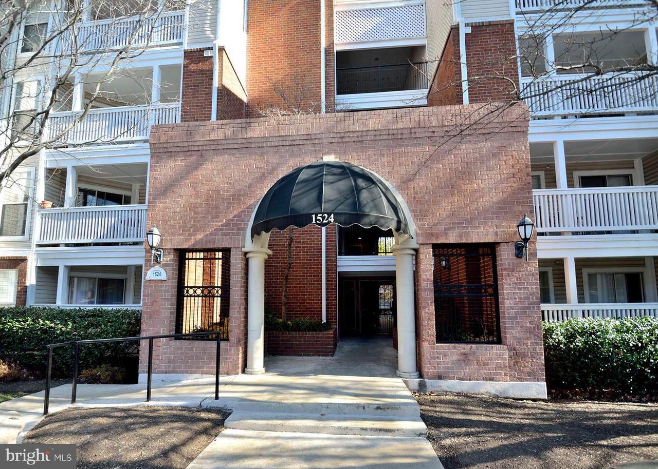 1524 Lincoln Way - Photo 1