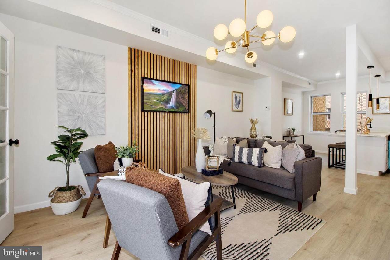 805 Cator Avenue - Photo 1
