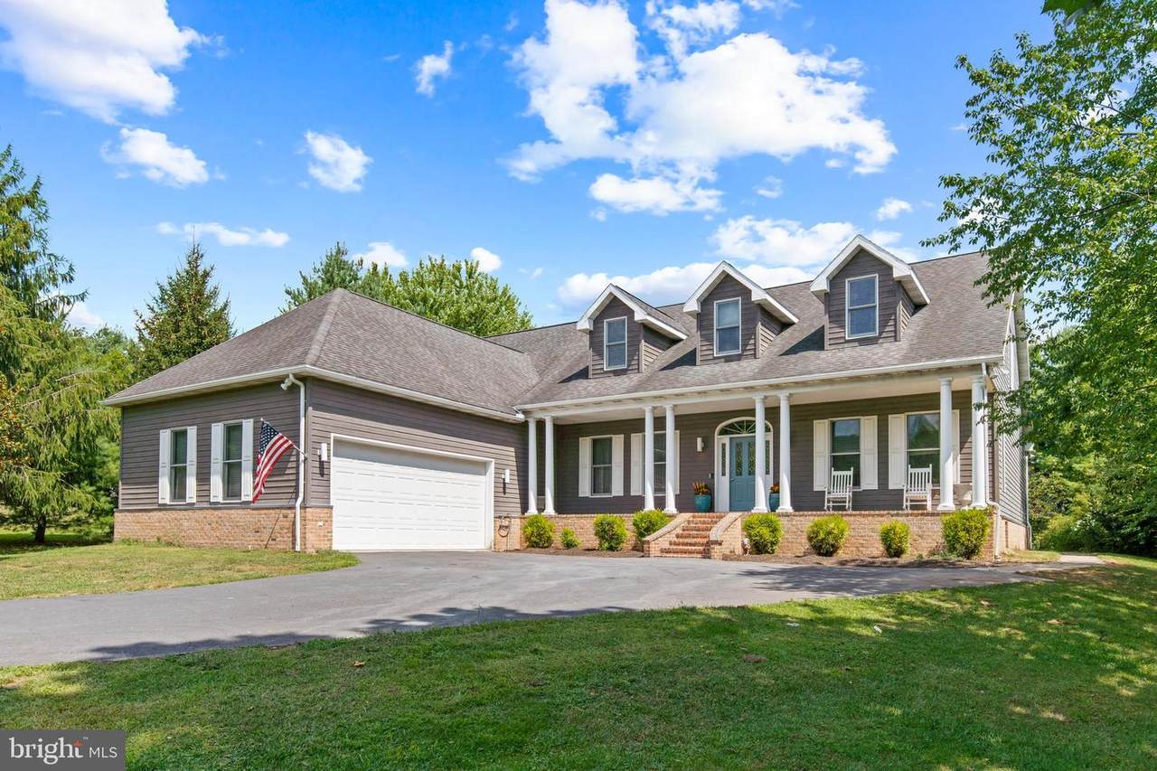 1601 Primrose Lane - Photo 1