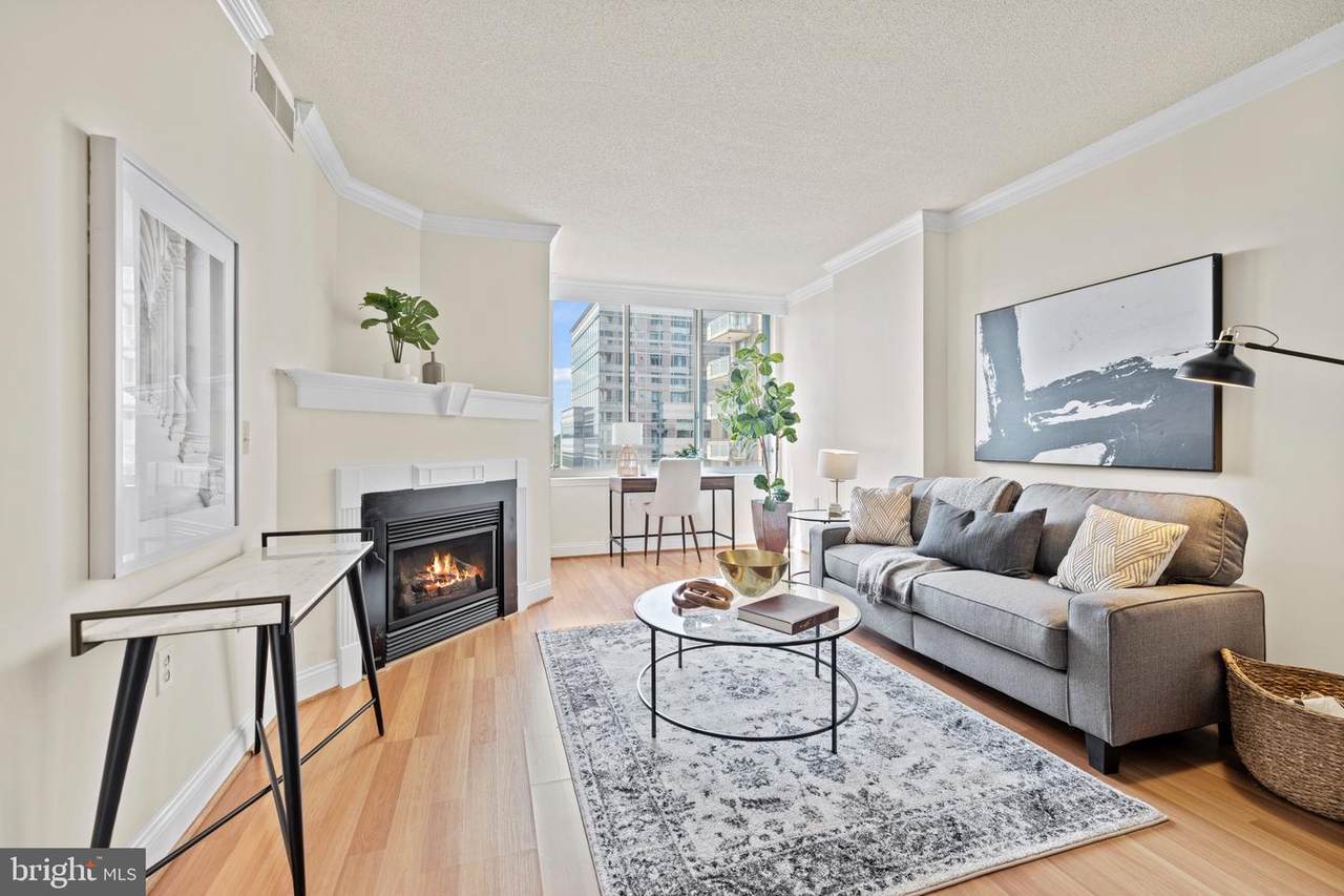 851 Glebe Road - Photo 1