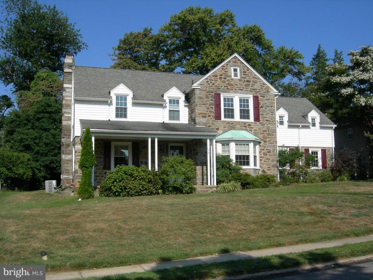 58 New Ardmore Avenue - Photo 1