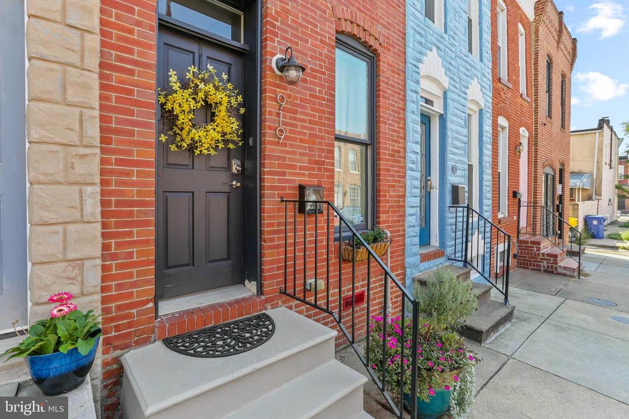 919 Curley Street - Photo 1
