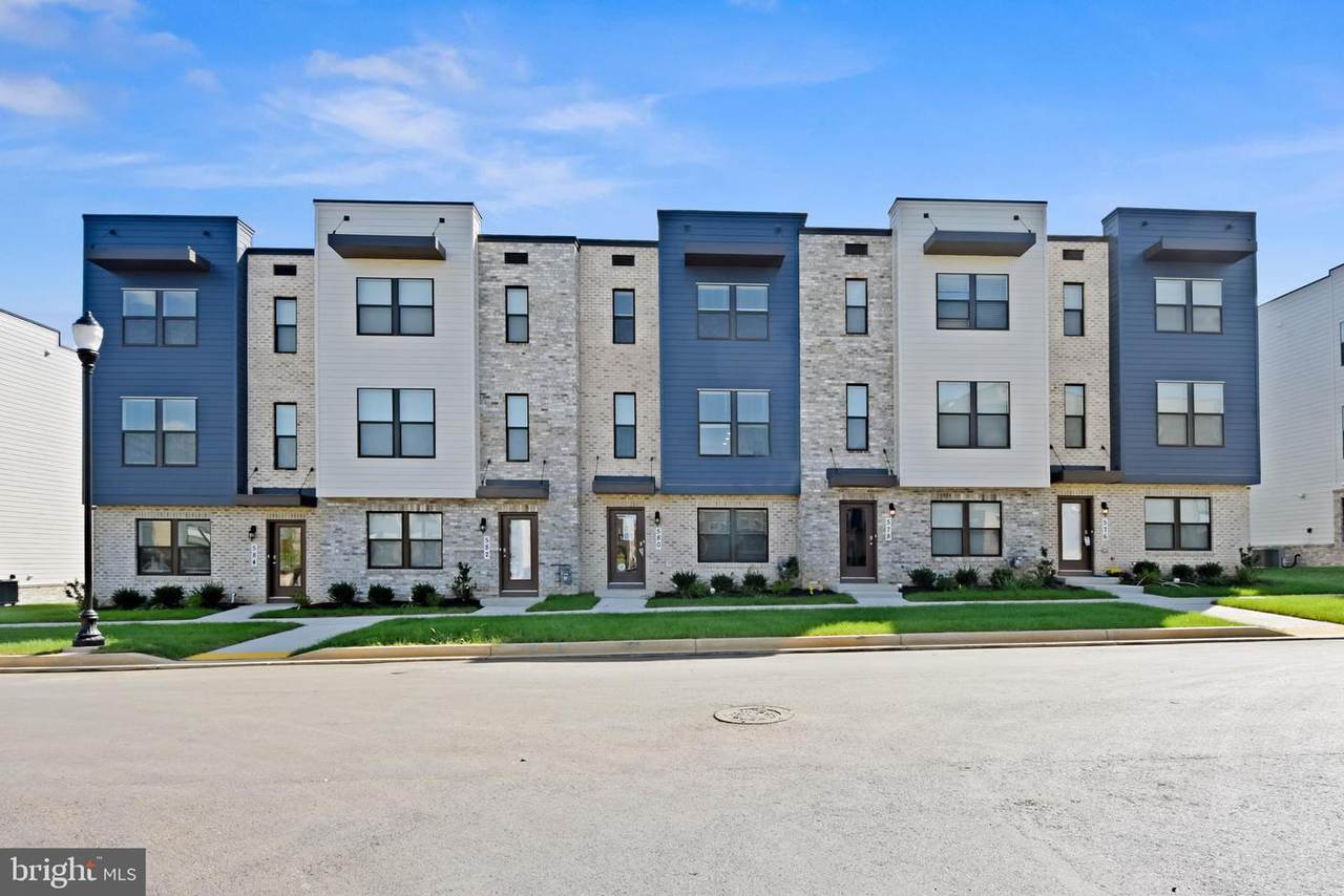 580 Union Street - Photo 1