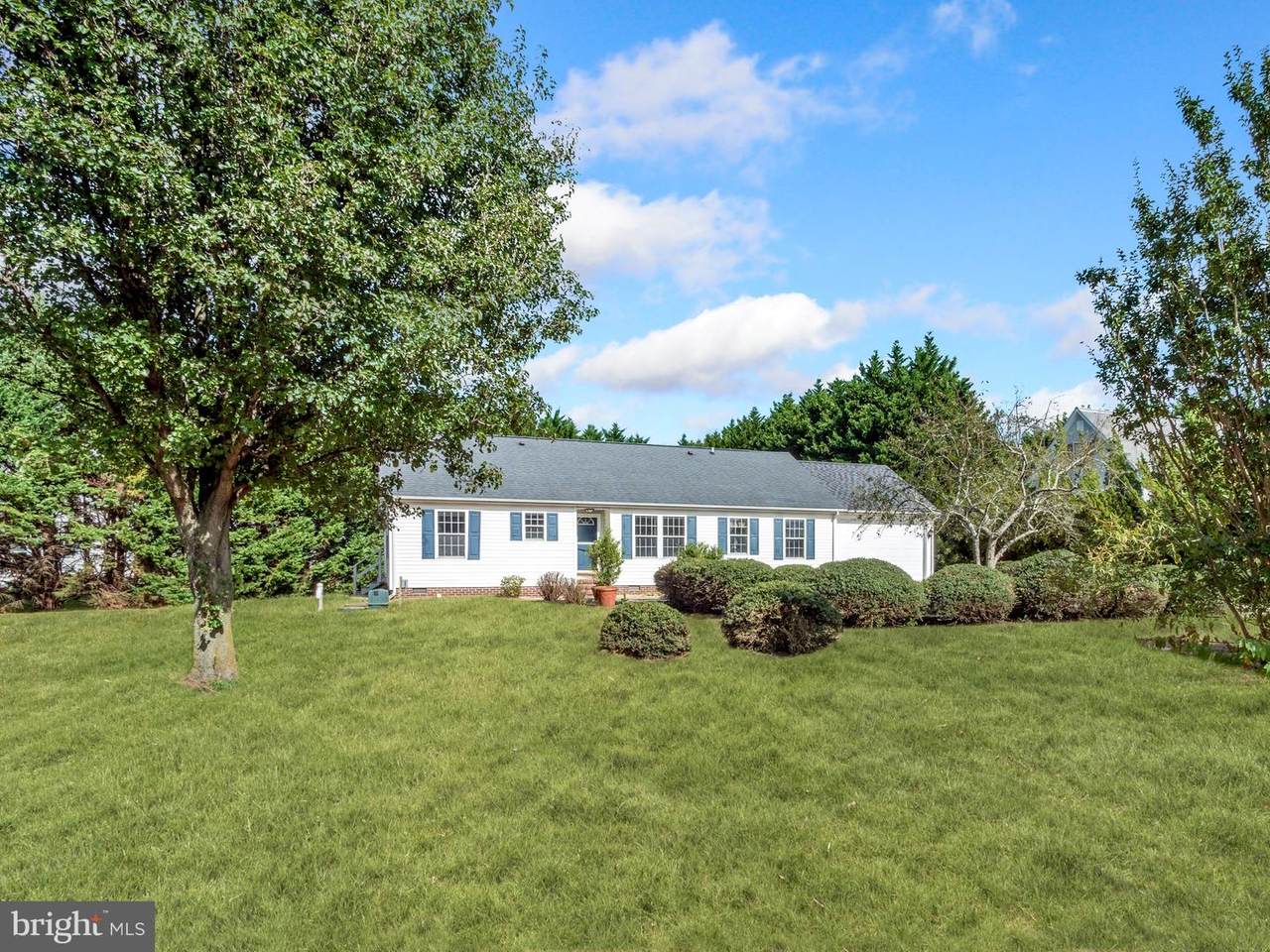 116 Edwards Way - Photo 1