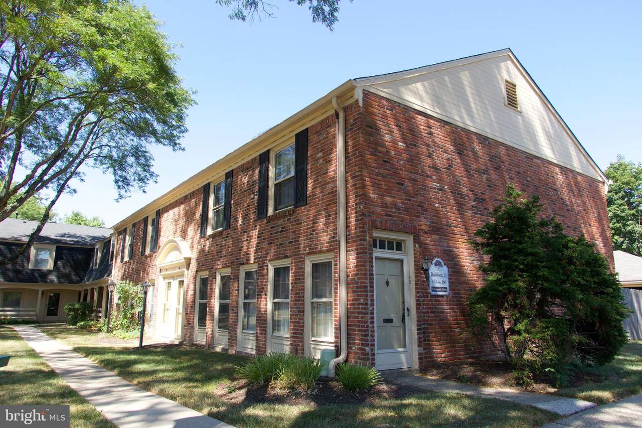 162 Albemarle Drive - Photo 1