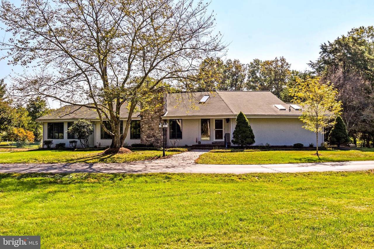 3905 Aldie Road - Photo 1