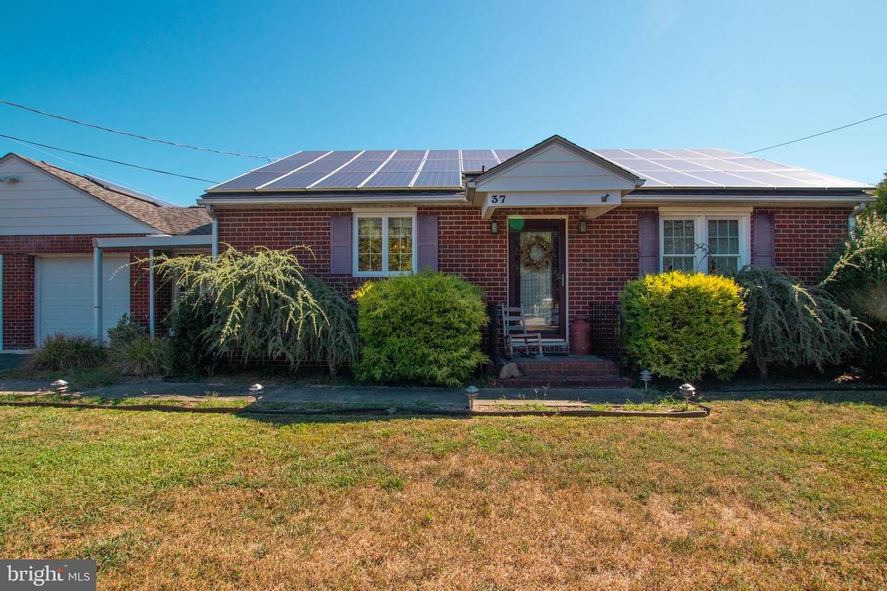 37 Newell Rd. (Mannington Twp) - Photo 1