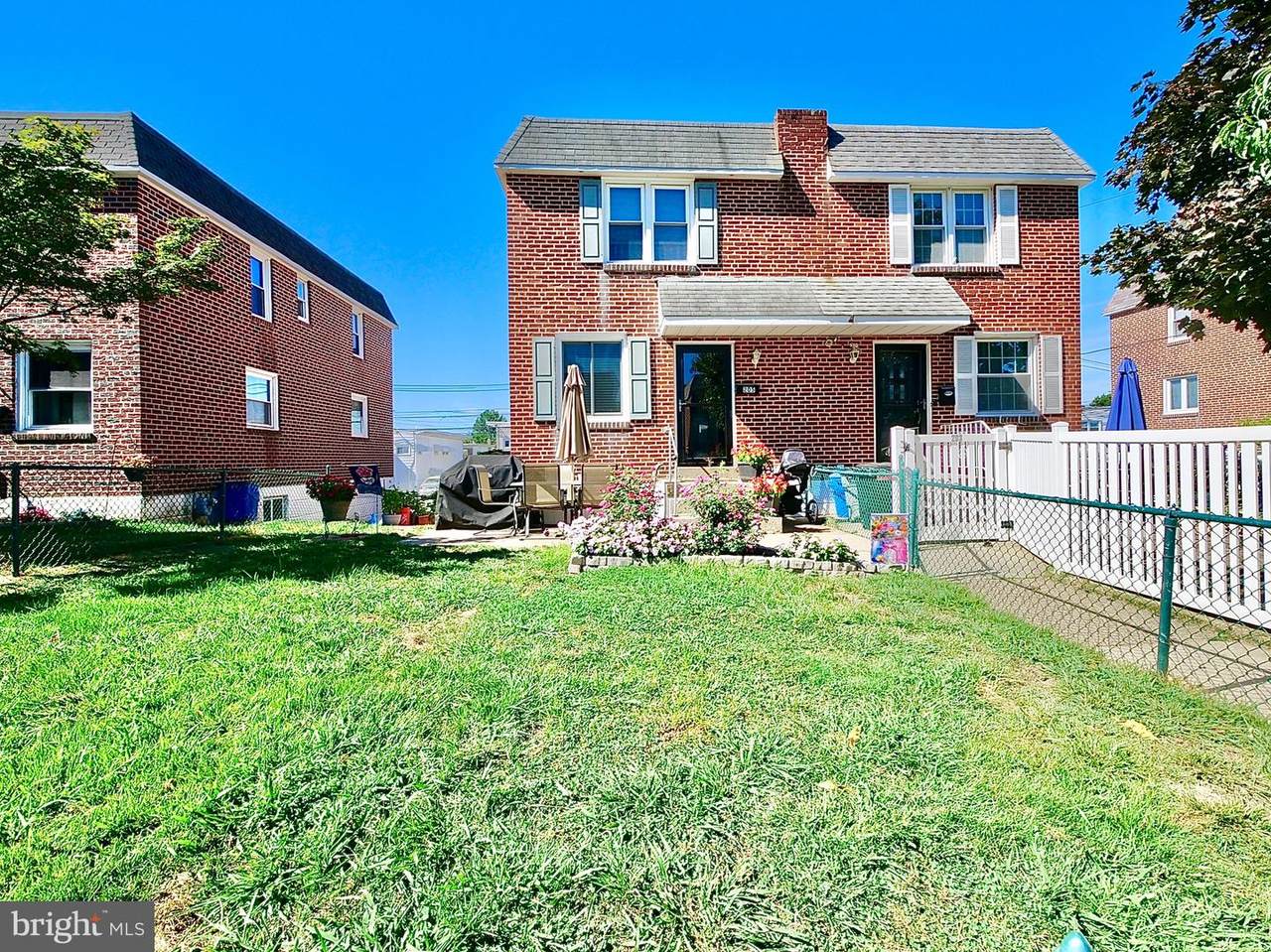 205 Lynn Road - Photo 1
