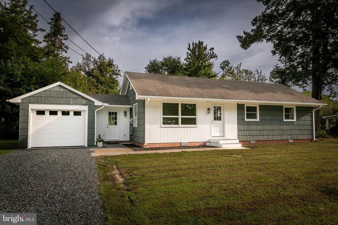 141 Francis Drive - Photo 1