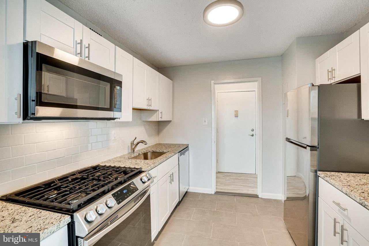 2500 Van Dorn Street - Photo 1
