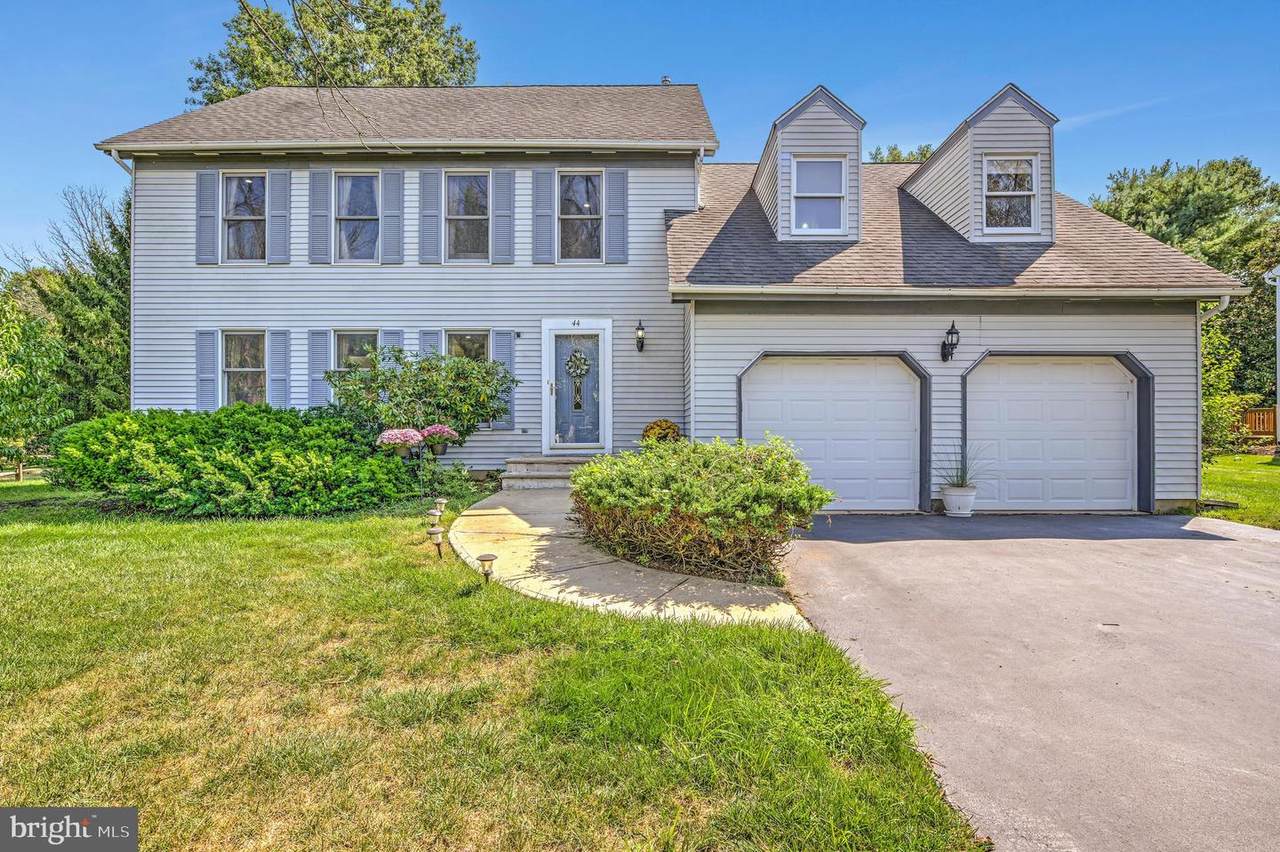 44 Franklin Drive - Photo 1