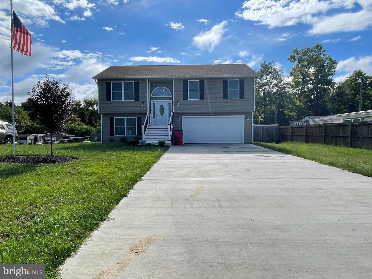 6935 Winchester Avenue - Photo 1