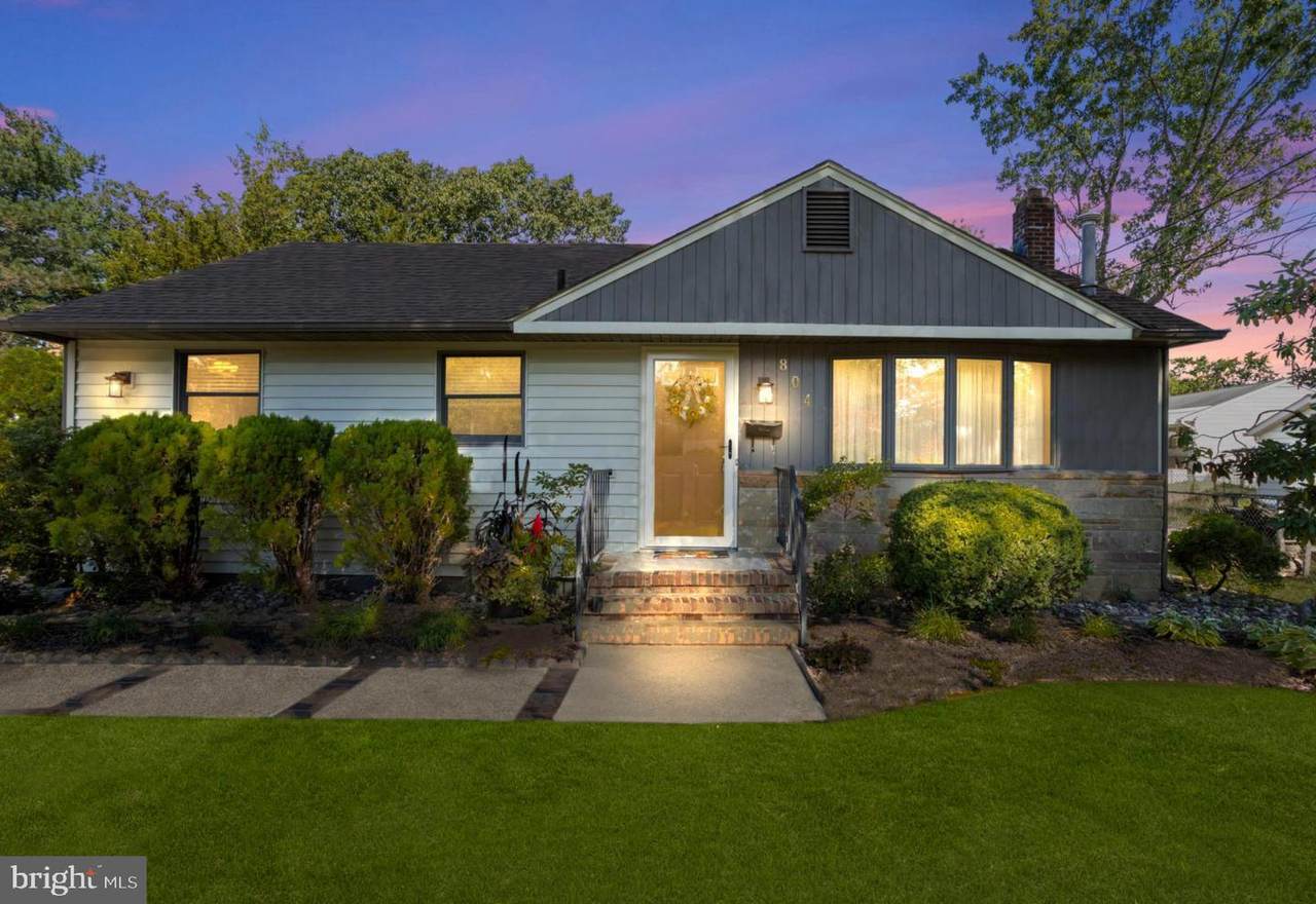 804 D Street - Photo 1