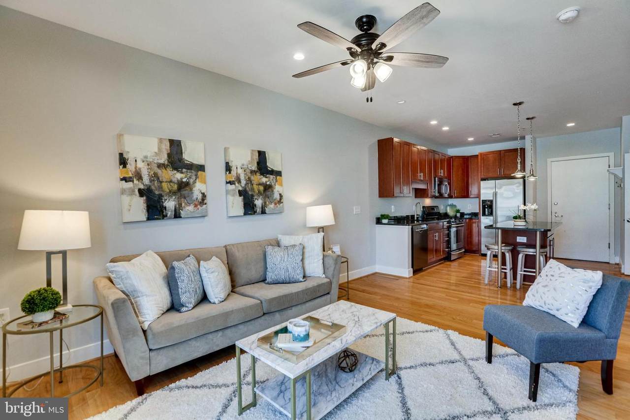 1800 Wilson Boulevard - Photo 1