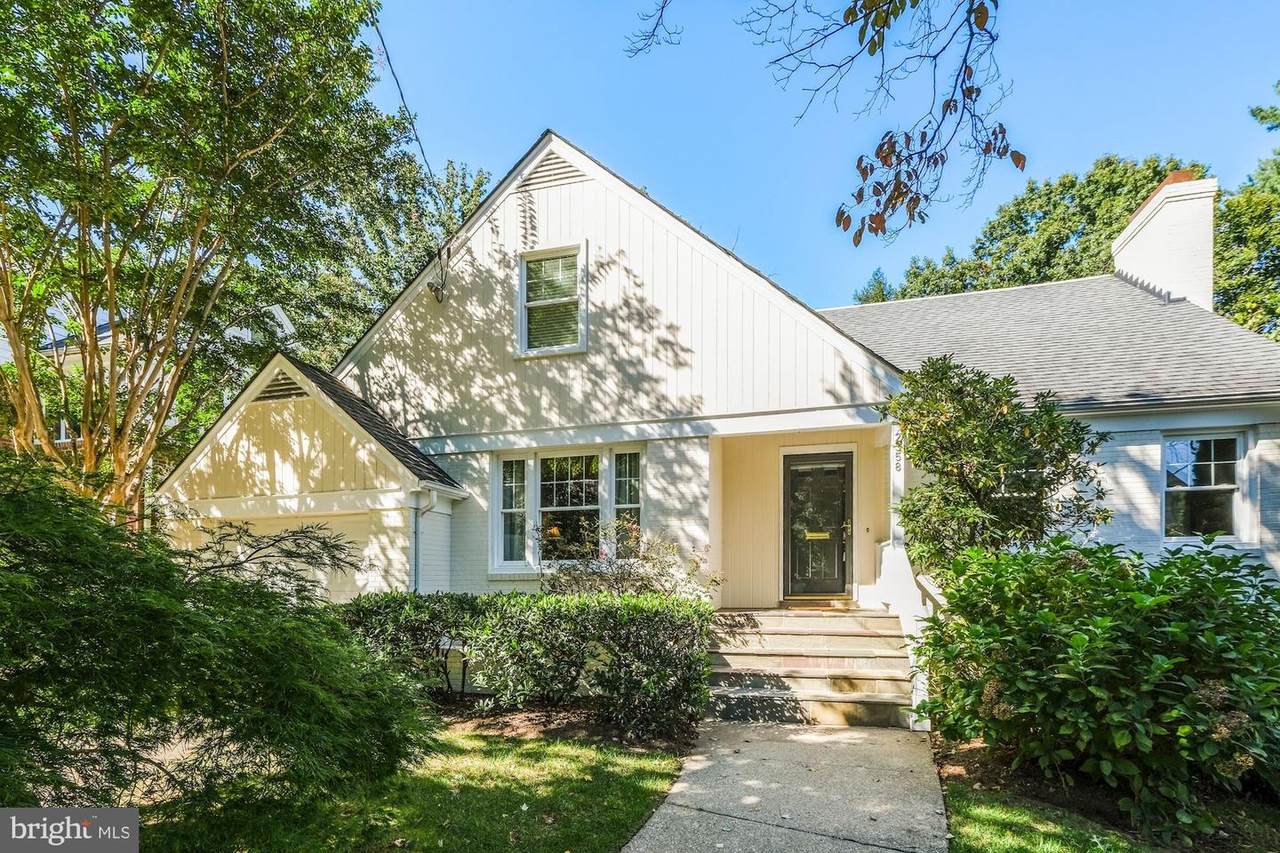 2358 King Place - Photo 1