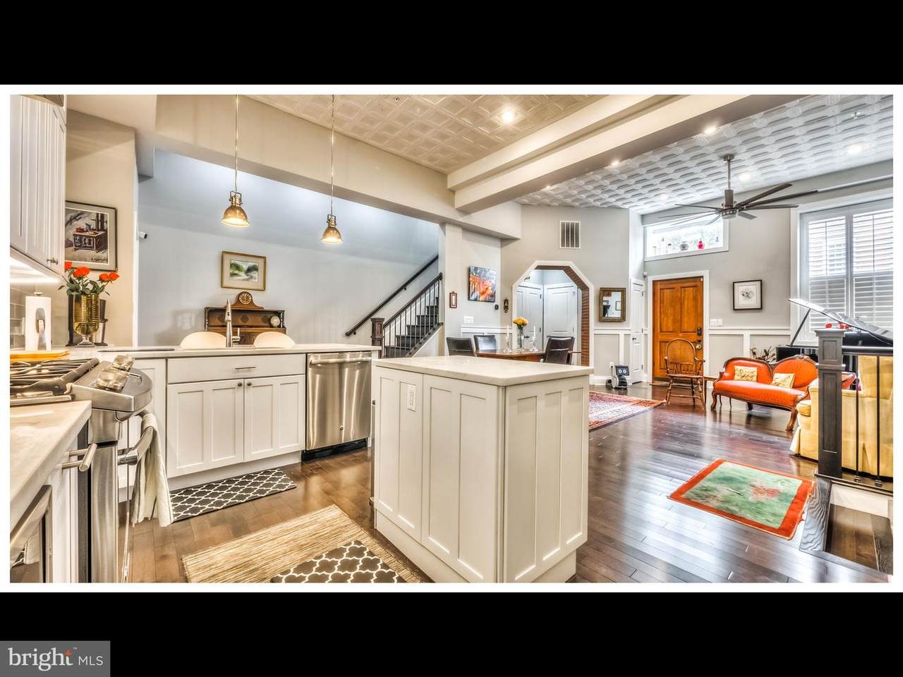 318 Regester Street - Photo 1