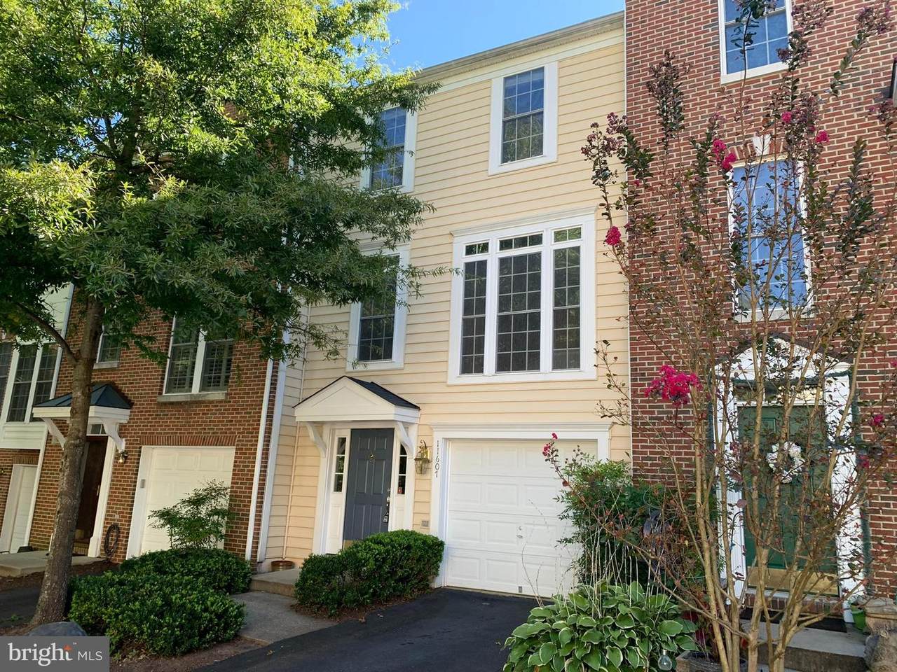 11607 Fairfax Commons Drive - Photo 1