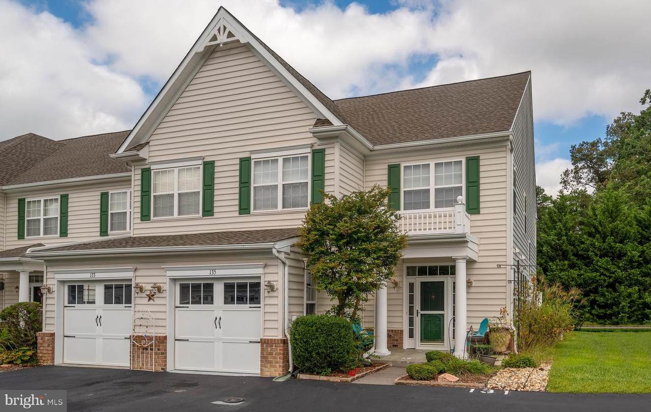 135 Sandridge Court - Photo 1