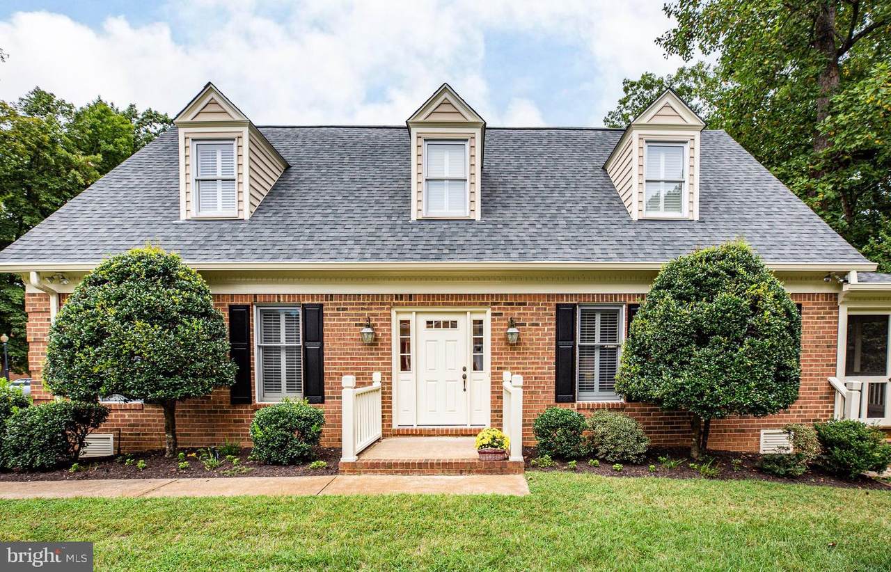 10013 Altamont Circle - Photo 1