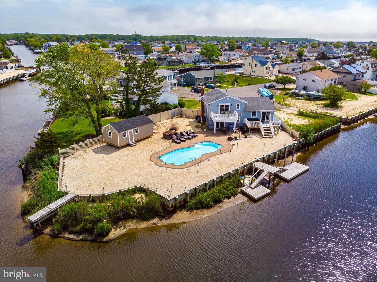 33 Delaware Drive - Photo 1