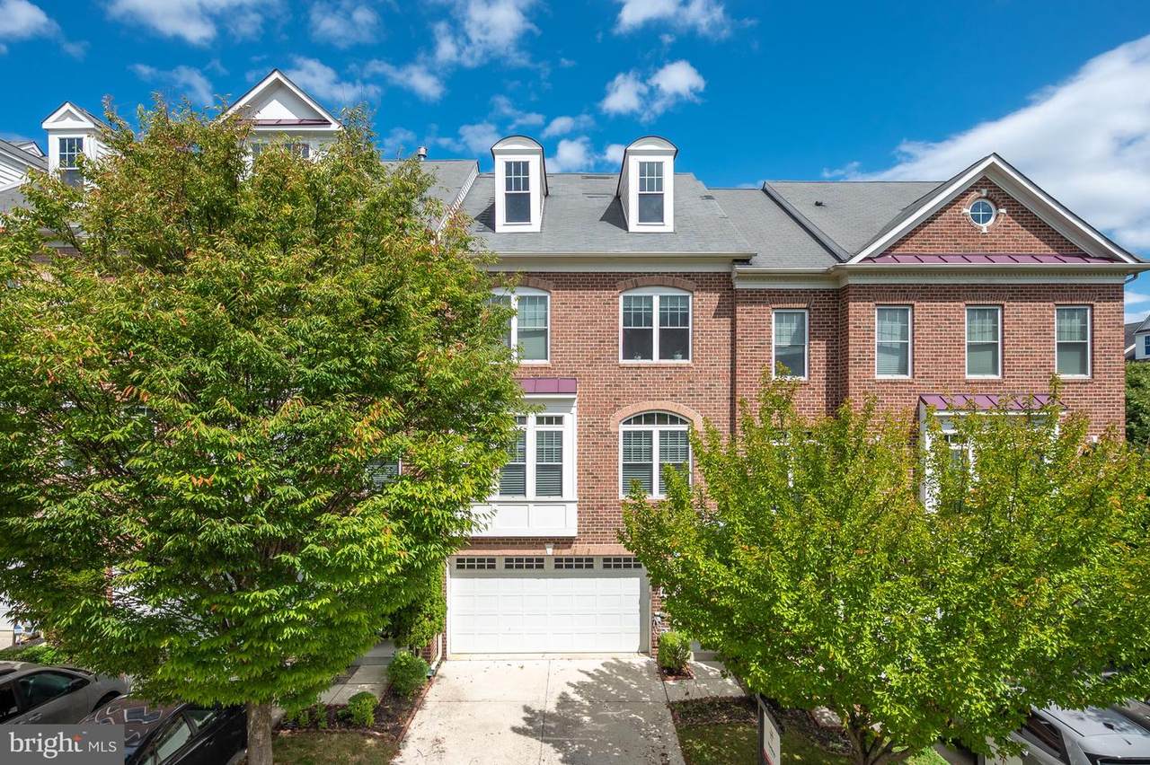 9715 Scentless Rose Way - Photo 1