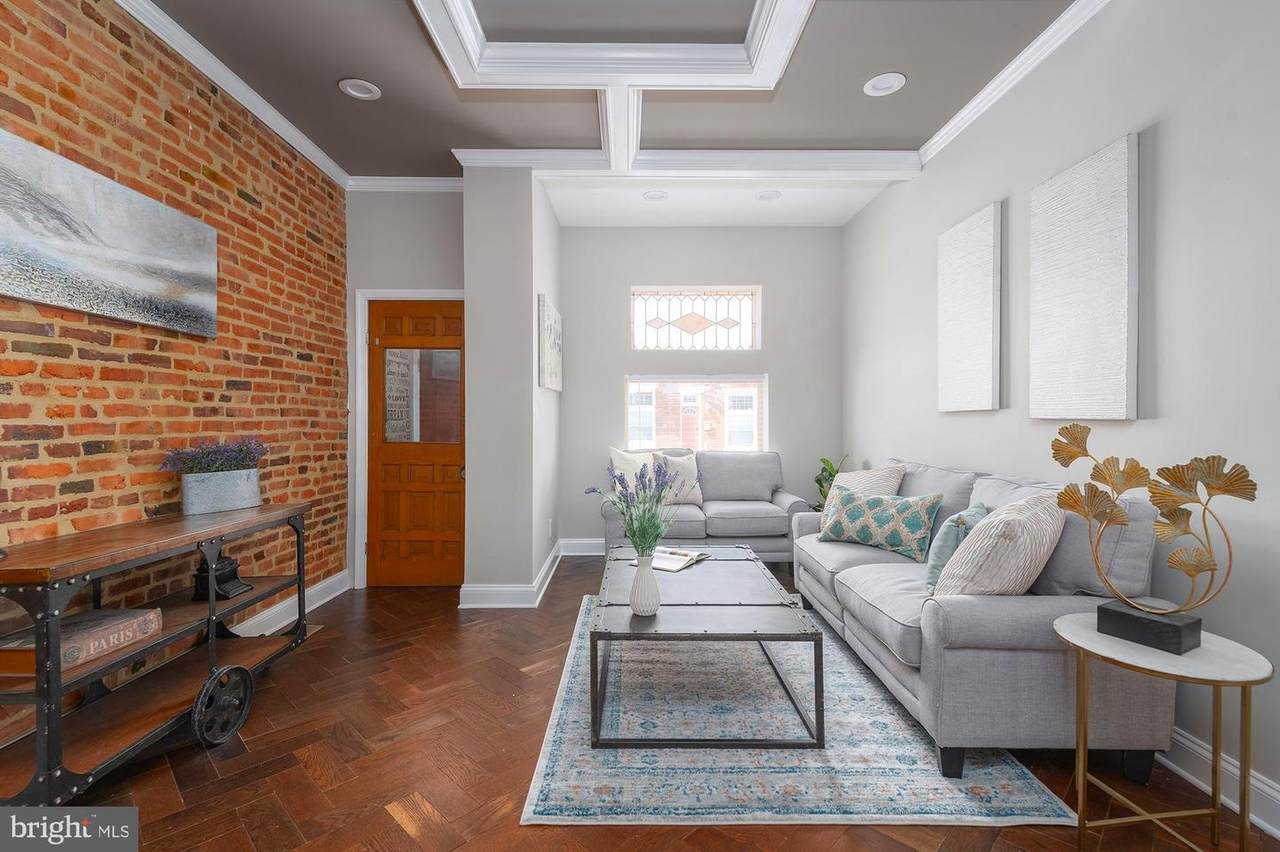 523 Potomac Street - Photo 1