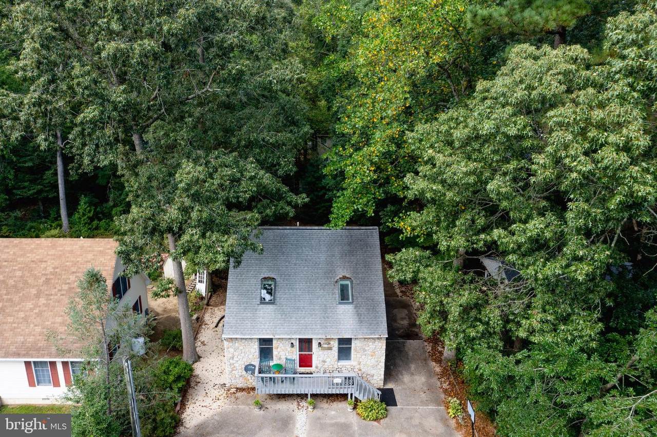 33179 Woodland Court - Photo 1