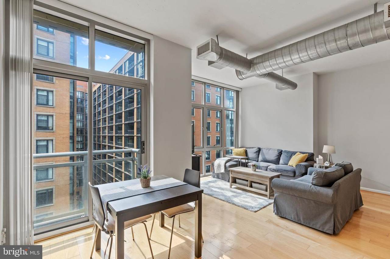 811 4TH Street - Photo 1