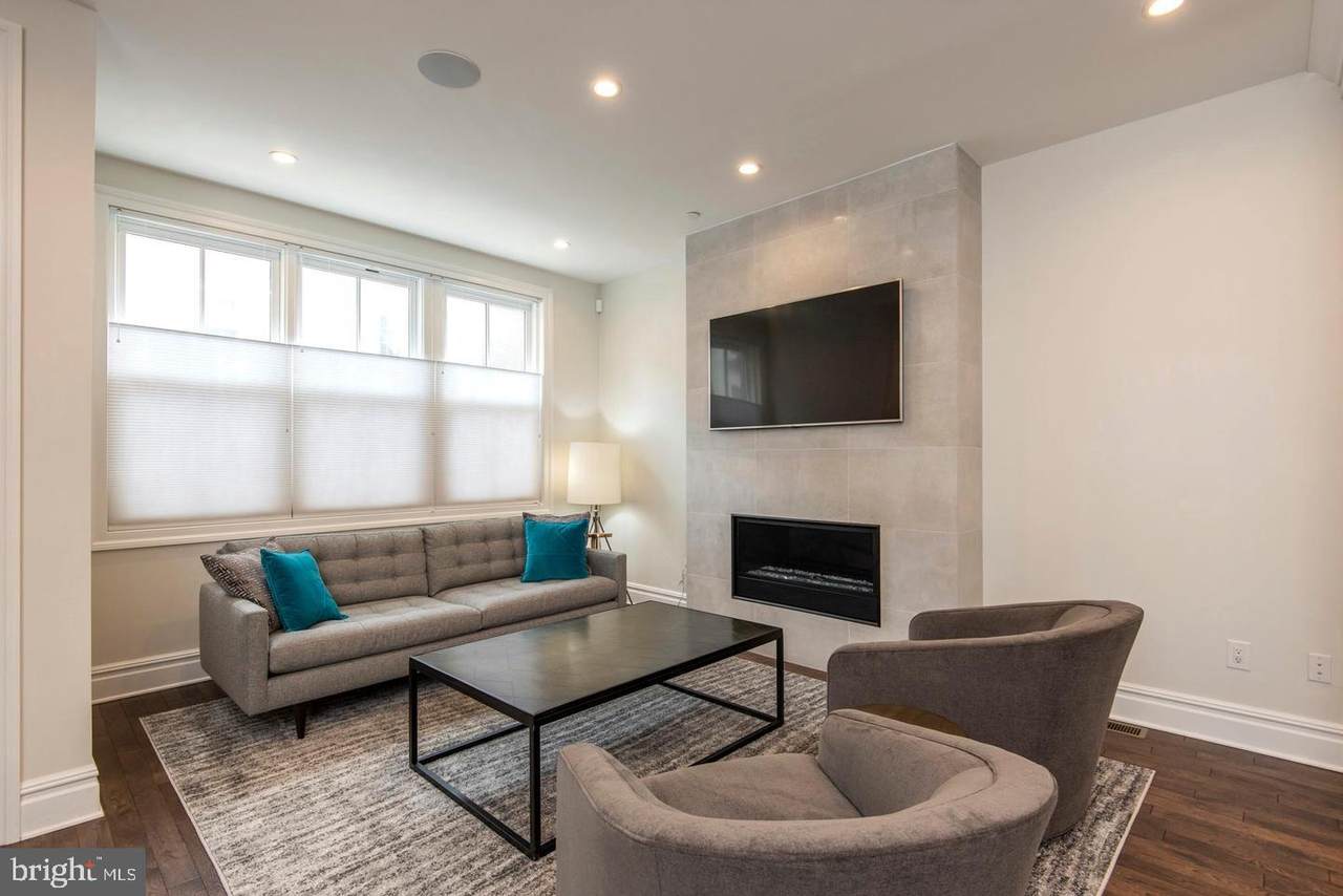 1515 Lombard Street - Photo 1
