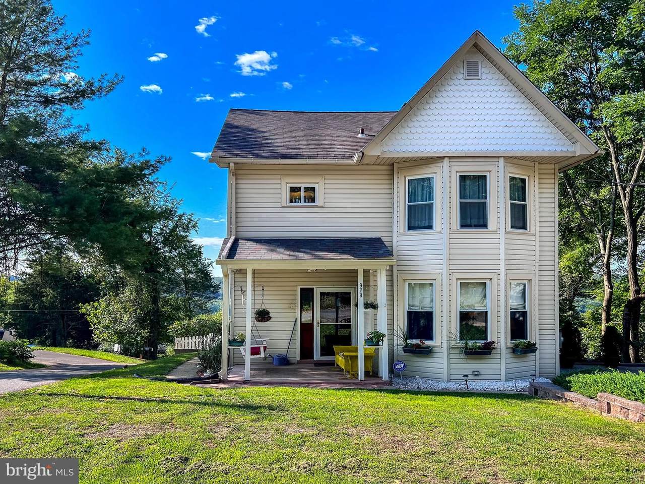 928 A Street - Photo 1