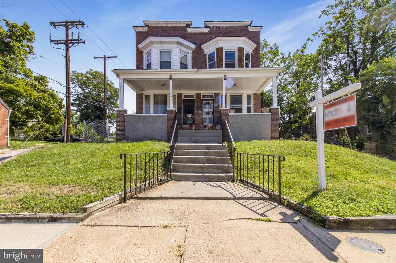 2703 Violet Avenue - Photo 1
