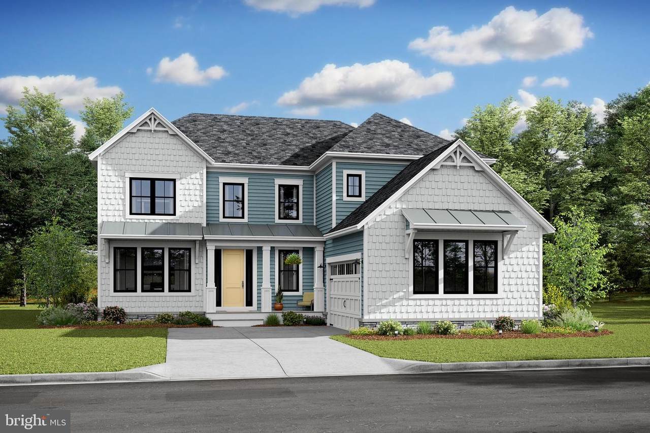 33702 Hilltop Blvd - Photo 1