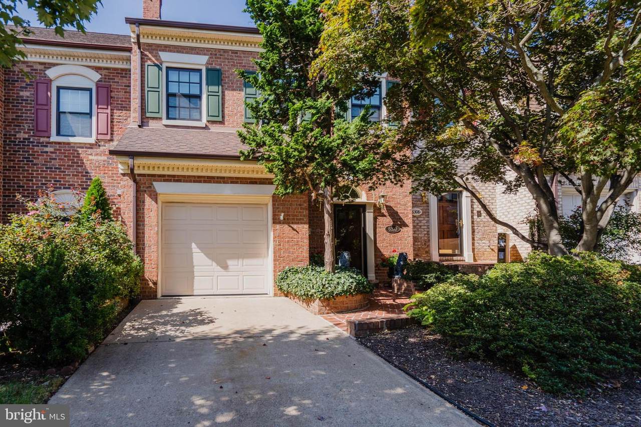 6310 Chaucer View Circle - Photo 1