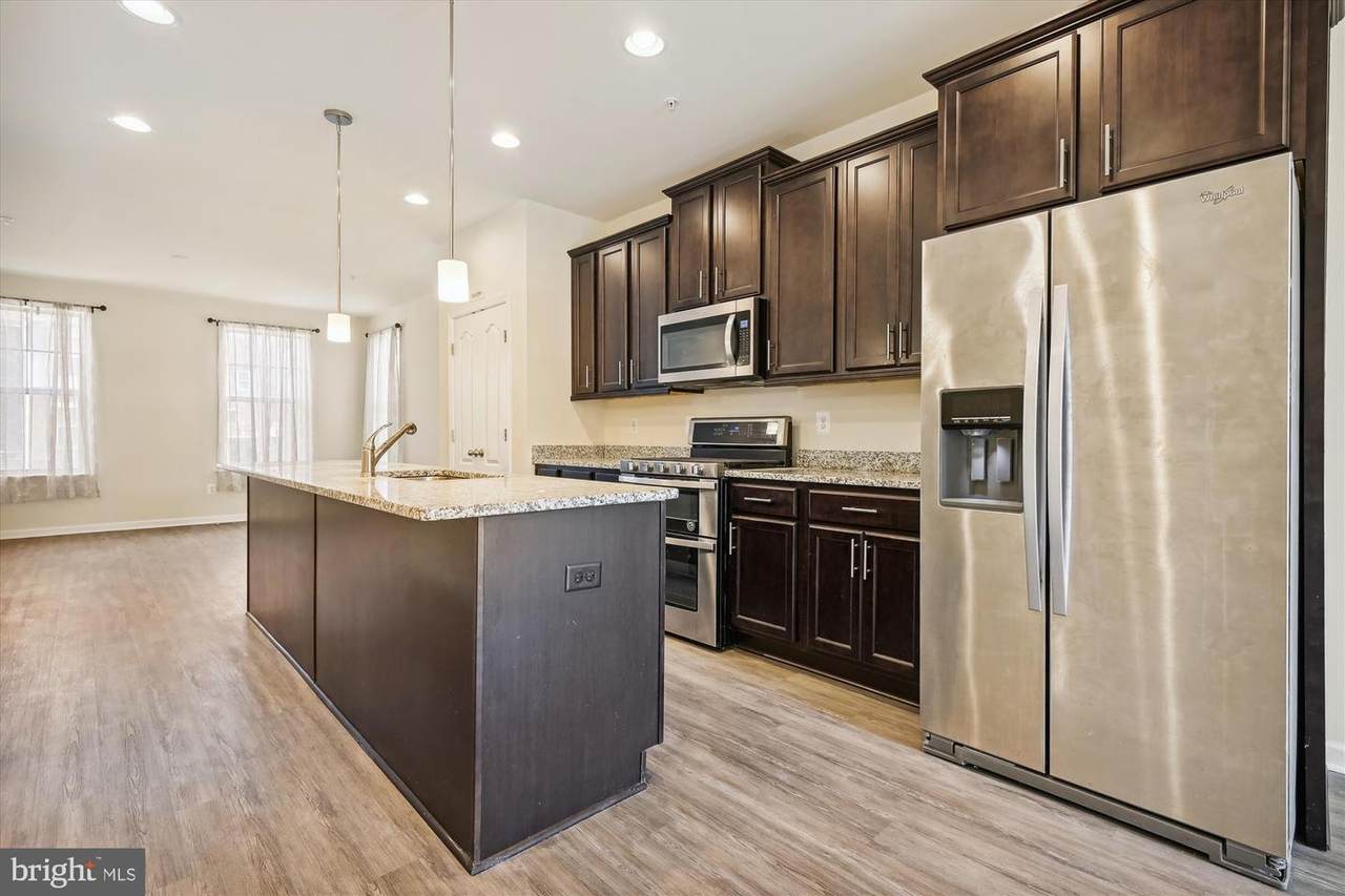 819 Jarrett Lane - Photo 1