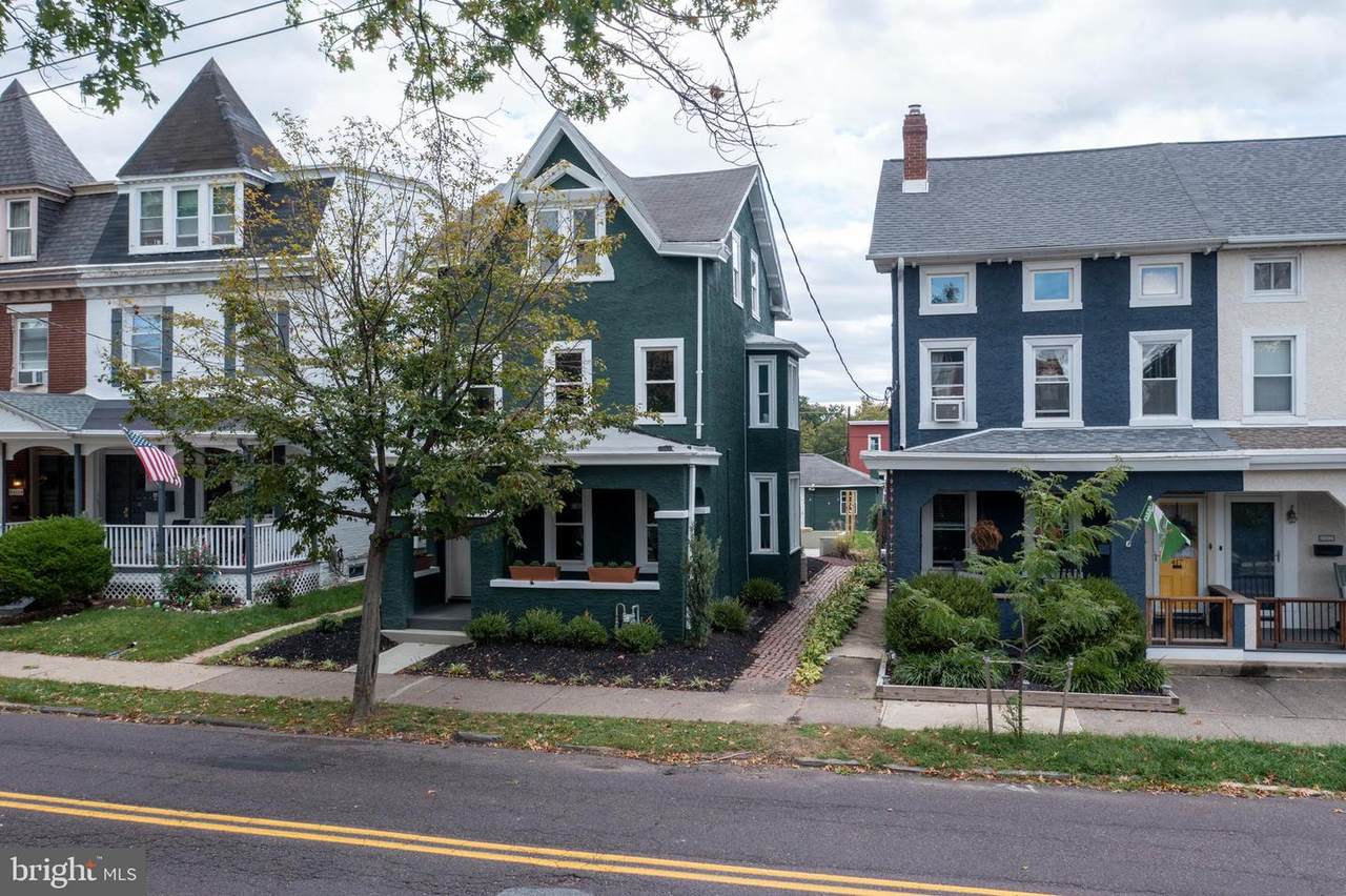 415 Gay Street - Photo 1