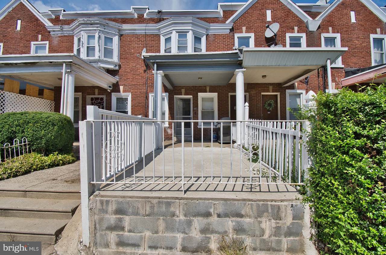 209 Sheldon Street - Photo 1
