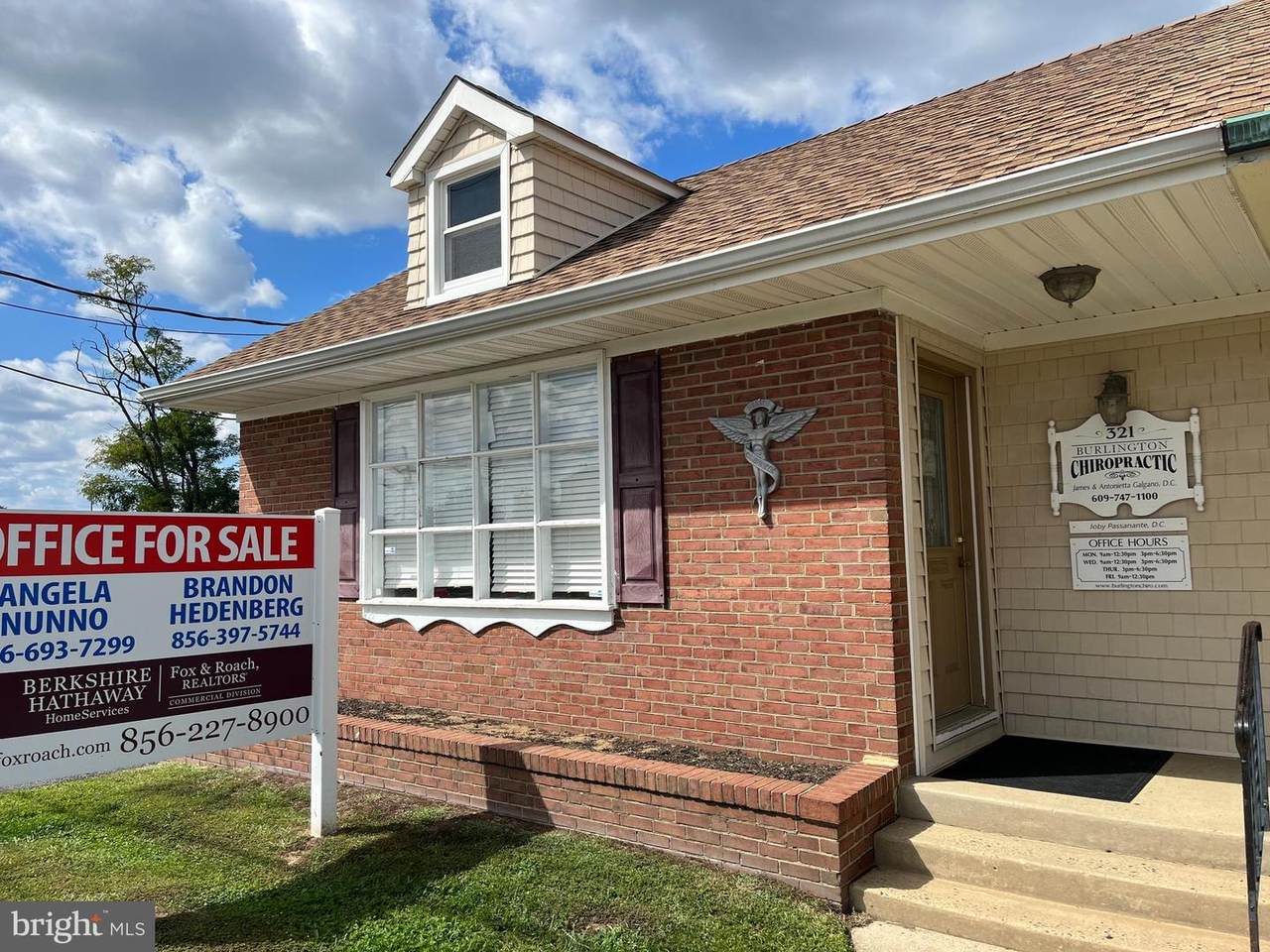 321 Broad Street - Photo 1