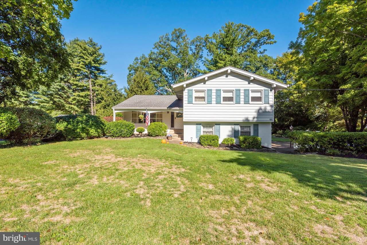 181 Wedgewood Drive - Photo 1