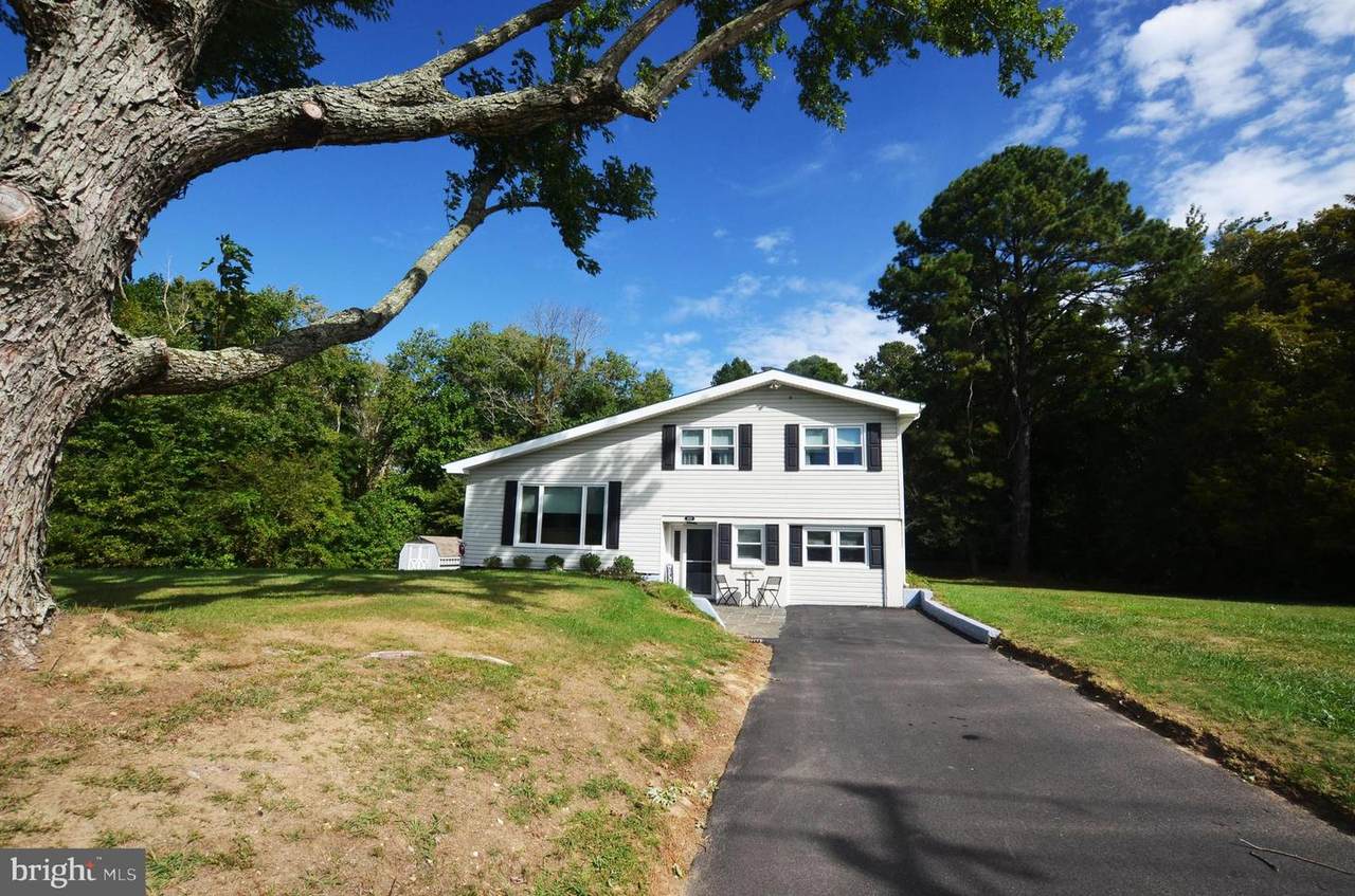 727 Twin Willows Road - Photo 1