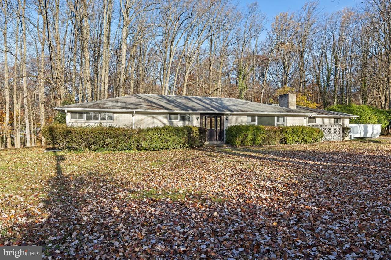 4916 Old Hill Road - Photo 1