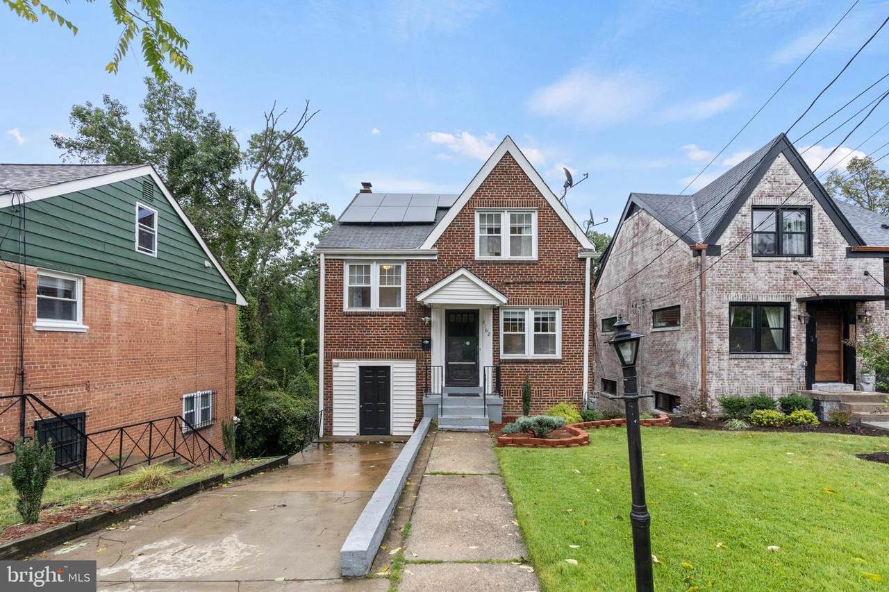 3162 Westover Drive - Photo 1