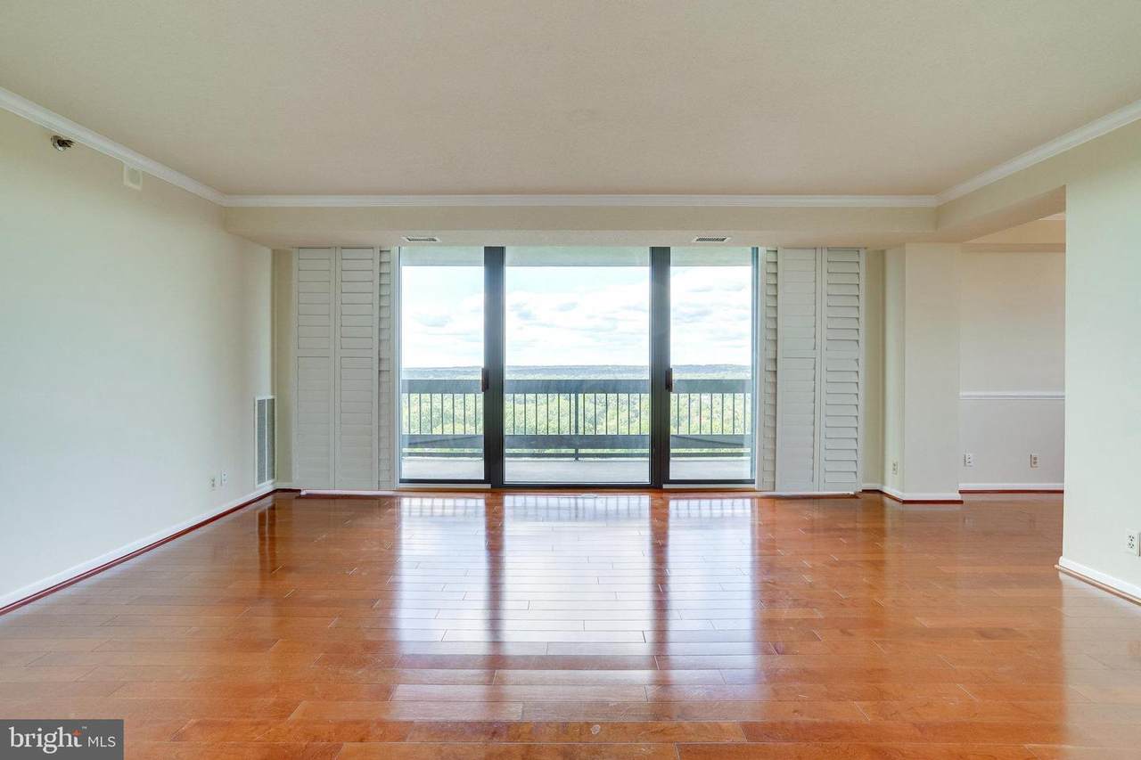 5505 Seminary Road - Photo 1