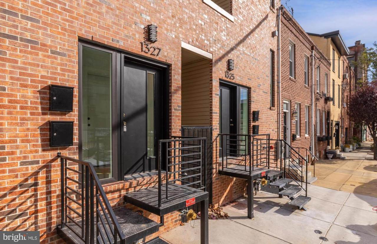 1325 Buttonwood Street - Photo 1